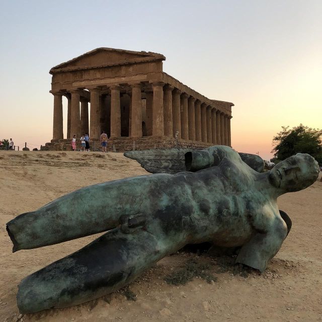 Catania: Valley of the Temples and Turkish Steps with Snack - Seeing Scala dei Turchi from above and below