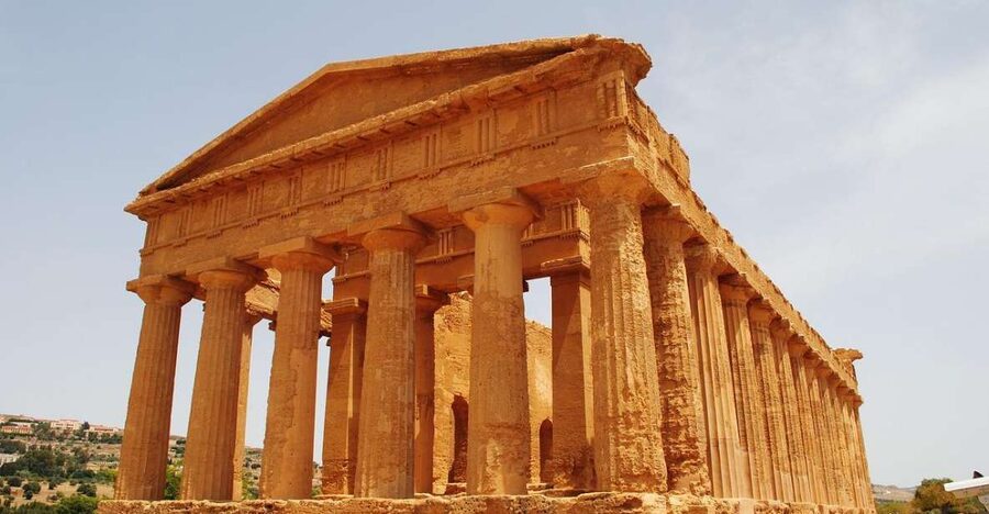 Catania: Valley of the Temples & Piazza Armerina with Snack - Walking through Agrigento’s Valley of the Temples
