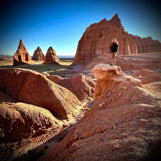 Cathedral Valley 4X4 Tour, Temples of the Sun and Moon 4 Hrs - Starting from Torrey at 8:00 am or 2:00 pm