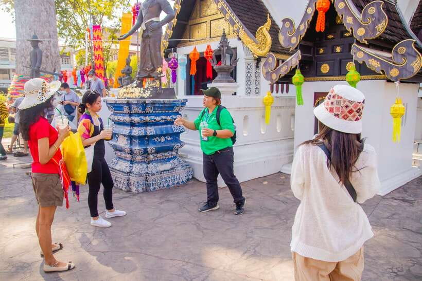 Chiang Mai: 3 Hour Old City and Temples Guided Walking Tour - Should you book the Chiang Mai temple walking tour?