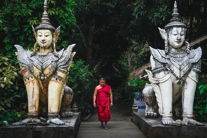 Chiang Mai Best City Tour with Doi Suthep & Iconic Temples - Who should book this half-day tour