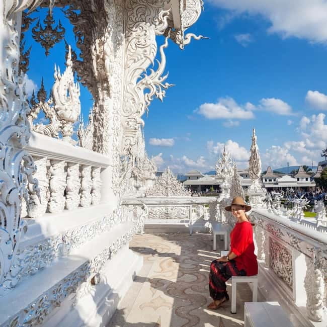 Chiang Mai: Chiang Rai Famous Temples & Hot Springs Day Trip - Mae Kachan Hot Spring: a short first break