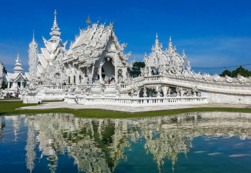 Chiang Mai: Chiang Rai White, Blue, Red Temples & Long Neck - Mae Kachan Hot Spring: a short roadside pause
