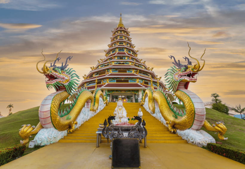 Chiang Mai: Chiang Rai White, Blue, Red Temples & Long Neck - Blue Temple: color, statues, and a shorter visit