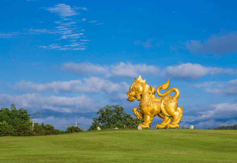 Chiang Mai: Chiang Rai White, Blue, Red Temples & Long Neck - Long Neck Village and Singha Park: confirm the final schedule