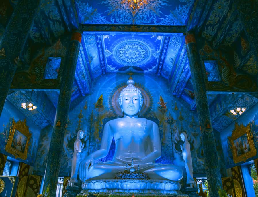 Chiang Mai: Day Trip to Chiang Rai Temples & Golden Triangle - The long northern road from Chiang Mai