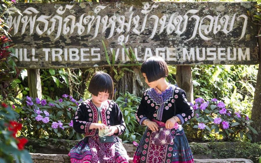 Chiang Mai: Doi Suthep Temple & Hmong Hill Tribe Culture - Leaving Chiang Mai for the mountain