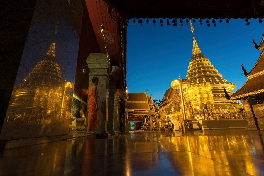 Chiang Mai: Doi Suthep & Wat Umong Twilight Tour with Pickup - Monk ceremonies and northern Thai details