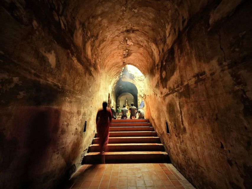 Chiang Mai: Doi Suthep & Wat Umong Twilight Tour with Pickup - Transport, timing, and comfort