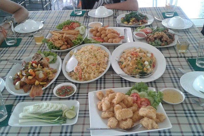 Chiang Mai Elephant Sanctuary and Temples Tour in Spanish - Practical Details Before You Pay