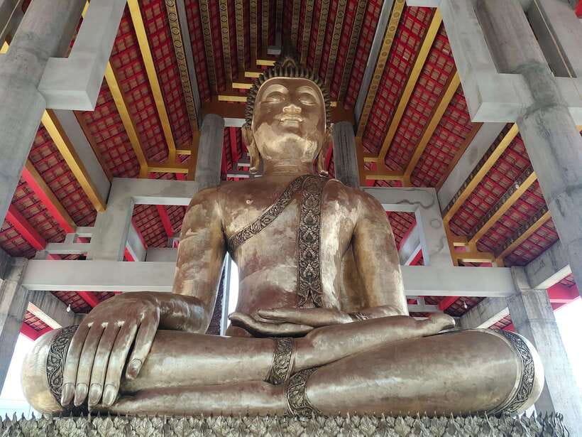 Chiang Mai: Elephants, Sticky Waterfalls, Market and Temple - Is $70 per person good value?