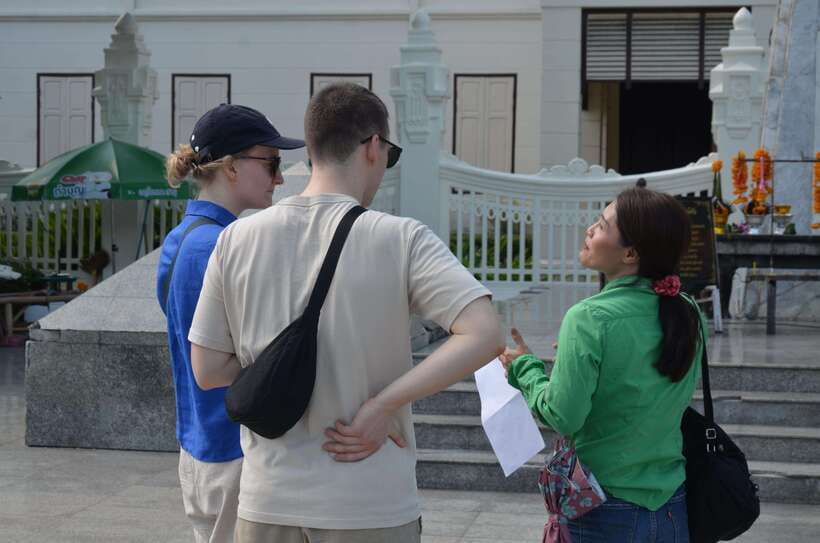 Chiang Mai: Historic Temples and City Guided Walking Tour - Key points at a glance