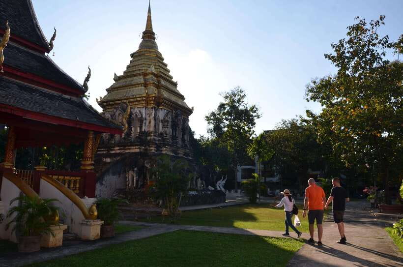 Chiang Mai: Historic Temples and City Guided Walking Tour - Why this three-hour walk works well in Chiang Mai