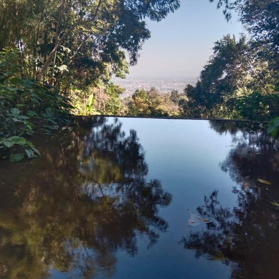 Chiang Mai Monk's Trail Wat Pha Lat & Visit Wat Doi Suthep - A morning from Chiang Mai into the forest