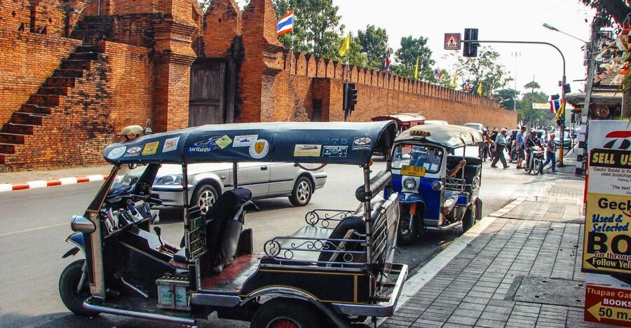 Chiang Mai: Private Tuk Tuk Tour of City Temples With Pickup - Key Points Worth Knowing