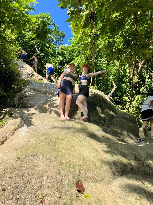 Chiang Mai: Sticky Waterfall scenic loop unseen lake &temple - Should you book the Sticky Waterfall scenic loop?