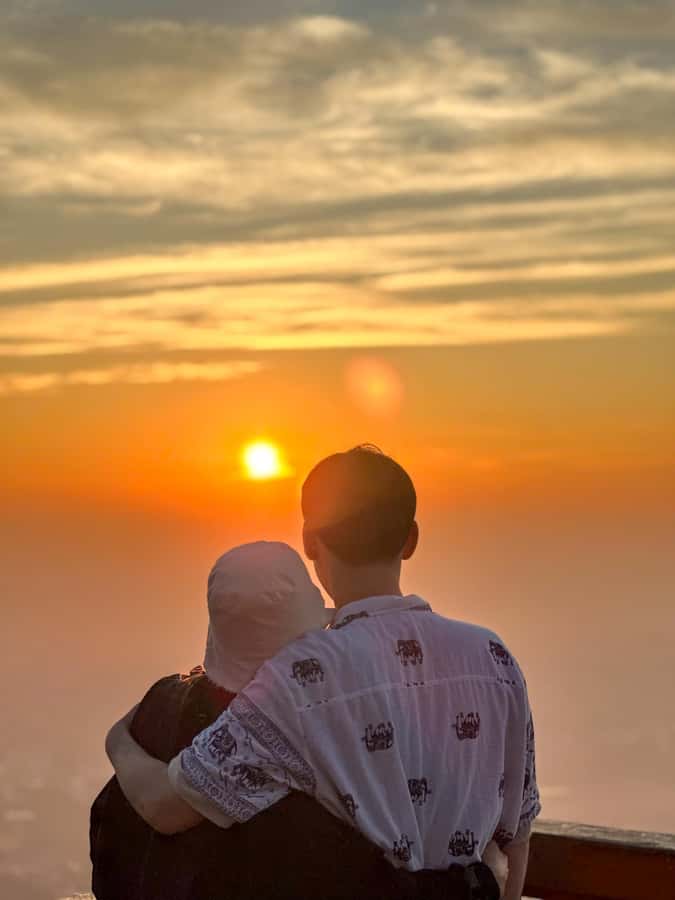 Chiang Mai: Sunrise DoiSuthep | WatPhaLat | iPhoneSnap - Living A Dream and a gentle finish