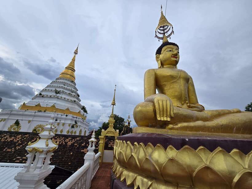 Chiang Mai: Temple & City Tour Part II - Guides who add more than directions
