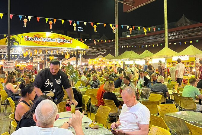 Chiang Mai Temples and Market Tuk-Tuk Evening Night Tour - Guide quality is the biggest variable
