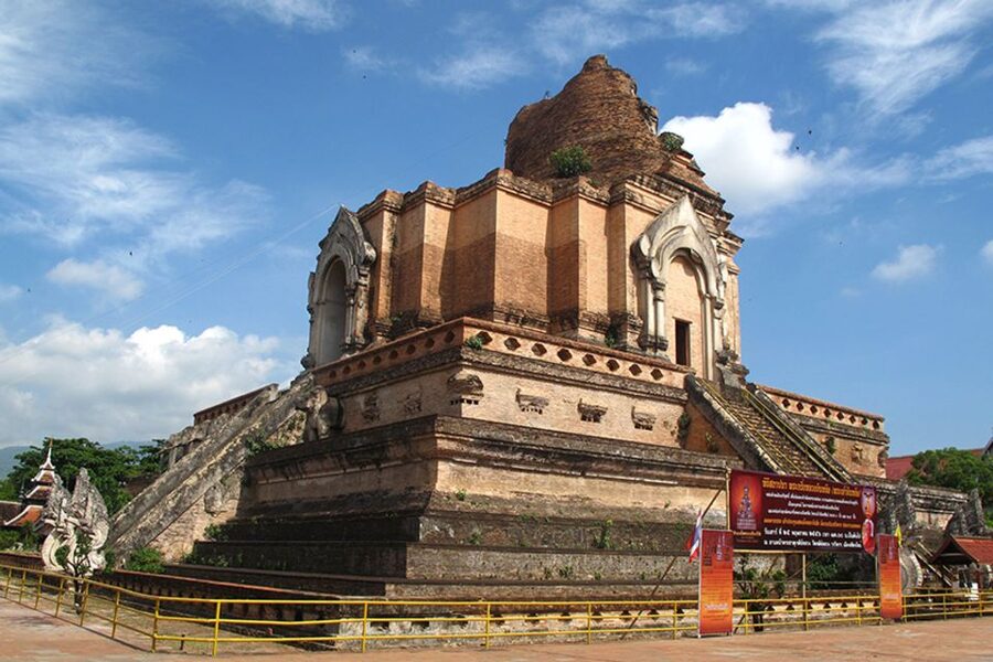 Chiang Mai: Temples & Culture Tour - Wat Chedi Luang and Chiang Mai’s largest historic monument