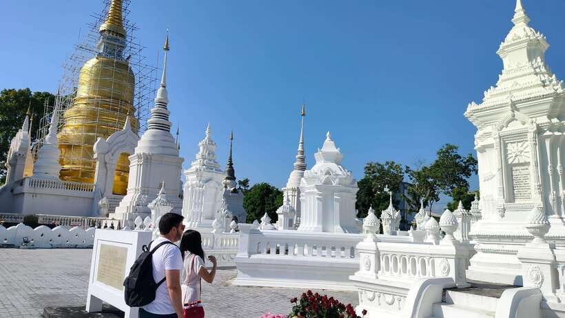 Chiang Mai: Tuk-Tuk Evening Tour with Temples & Street Foods - Who Will Enjoy This Tour Most