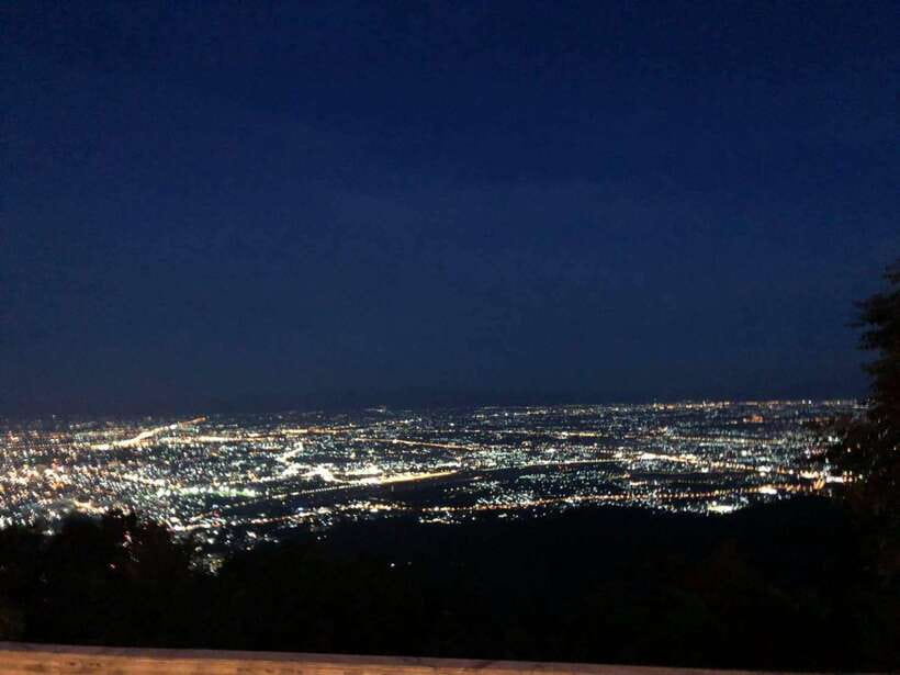 Chiang Mai:Wat Phra That Doi Suthep & Wat Umong Evening Tour - Wat Phra That Doi Suthep and the climb to the golden stupa