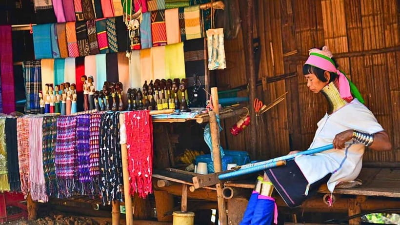 Chiang Mai: White and Blue Temples and Lalita Cafe - What the $51 price really covers