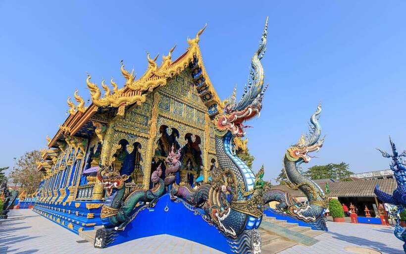 Chiang Mai: White, Blue & Big Buddha Temples in Chiang Rai - The road from Chiang Mai to Chiang Rai