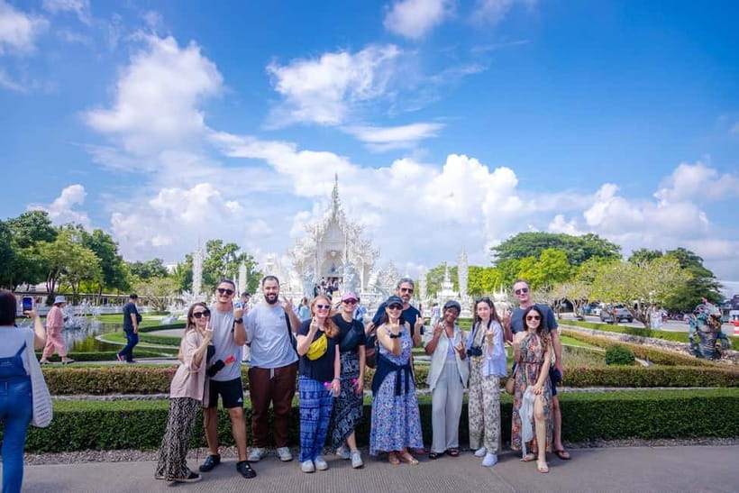 Chiang Mai: White, Red/Black & Blue Temples Tour with Lunch - Is a day trip from Chiang Mai worth the long drive?