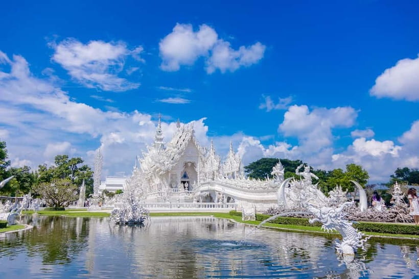 Chiang Mai: White, Red/Black & Blue Temples Tour with Lunch - The Blue Temple and its deep blue interior