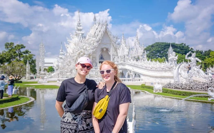 Chiang Mai: White, Red/Black & Blue Temples Tour with Lunch - The Karen long-neck village: decide carefully