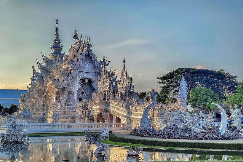 Chiang Rai: Half Day Tour – 3 Famous Temples & Lalita Cafe’ - Heat, clothing, and practical comfort