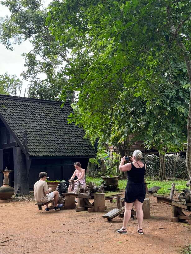 Chiang Rai: Iconic Temples & 7 Major Sites—River View Buffet - The buffet lunch keeps the long route comfortable