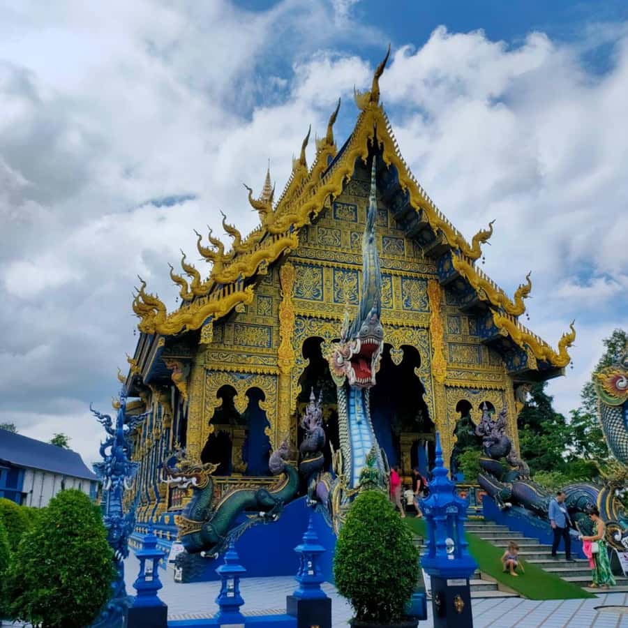 Chiang Rai: Temples Trip with Sang Kaew and Lalitta Cafe - Key points to know before booking