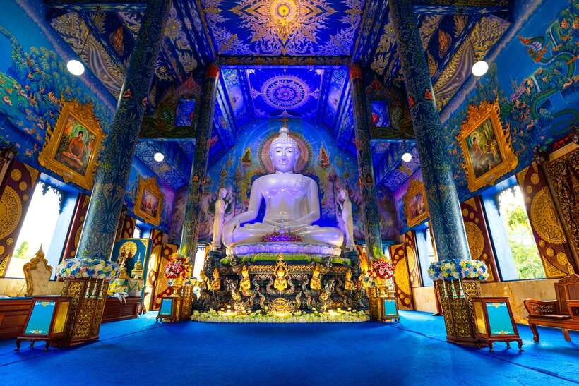 Chiang Rai Tour: White & Blue & Big Buddha (Red)Temples - Why Chiang Rai makes a good day trip from Chiang Mai