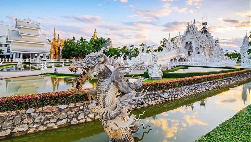 Chiang Rai Tour: White & Blue & Big Buddha (Red)Temples - Wat Rong Khun, the White Temple