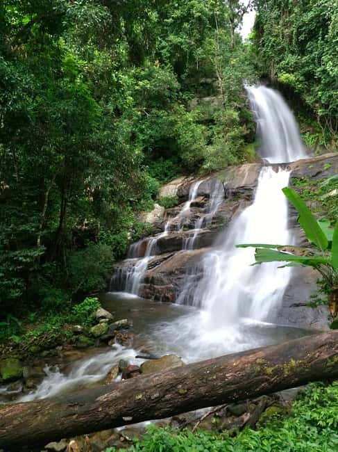 Chiangmai : Doi Inthanon unseen spot , Rice terrace & temple - Is $70 good value for a full day?