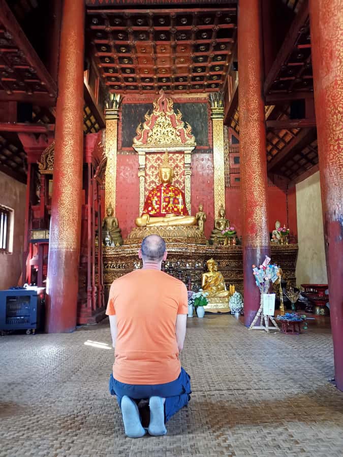 Chiangmai : Rainbow Cave , Unseen Canyon and Lanna temple - Photography help from Eddy and Bas