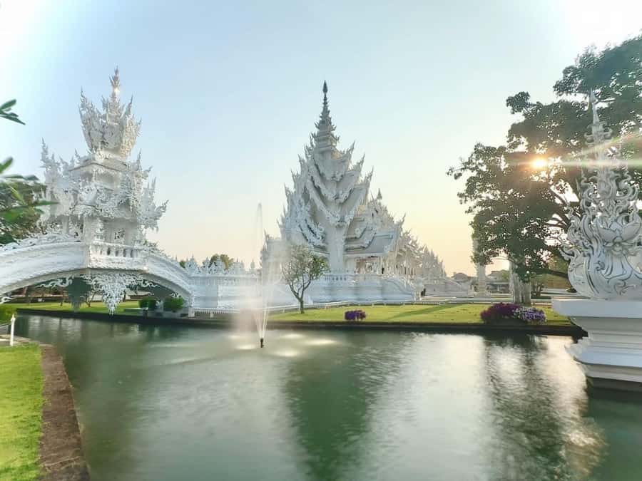 ChiangRai:Full Package!Temples,Long Neck,The Golden Triangle - Wat Rong Khun, the White Temple