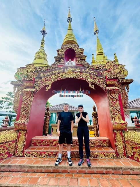 Chiangrai : Half Day Tour 3 Famous Temples / (Private tour) - Four things to know before booking