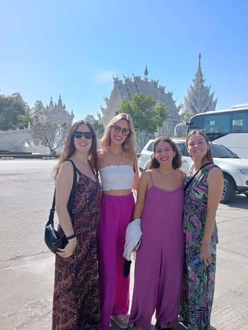 Chiangrai : Half Day Tour 3 Famous Temples / (Private tour) - The White Temple begins the visual show