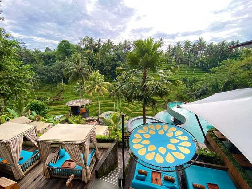 Cretya Ubud, Rice Terrace, Temple & Waterfall Day Tour - Coffee break before the rice fields