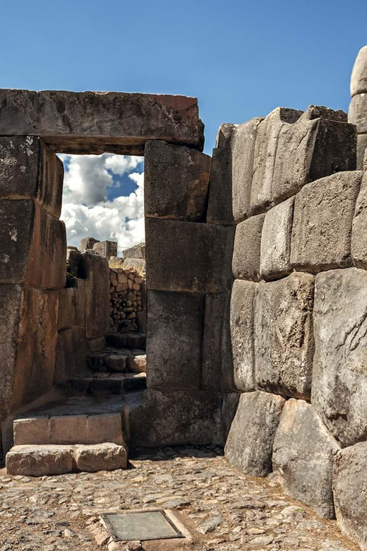 Cusco : City Tour of 4 Ruins and Sun Temple - Puca Pucara and the final view over Cusco