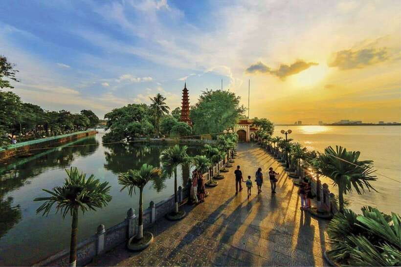 Cycling Through Hanoi: Old Quarter Pagodas & Red River Delta - Starting on Hang Buom Street