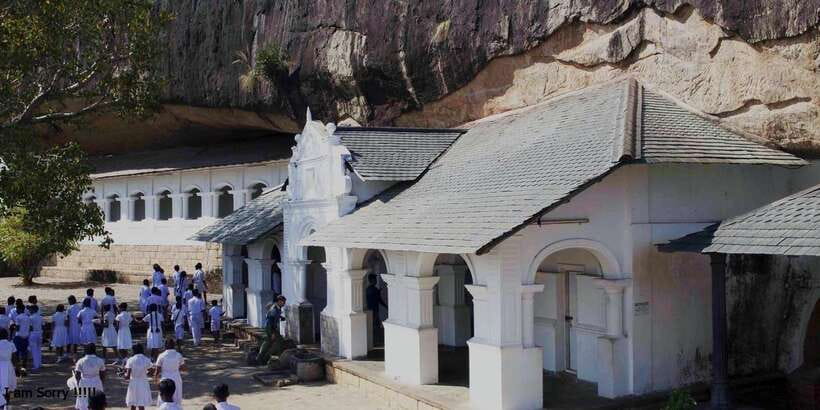 Dambulla: Caves Temple & Traditional Village Tour with Lunch - Should you book the Dambulla cave and village tour?