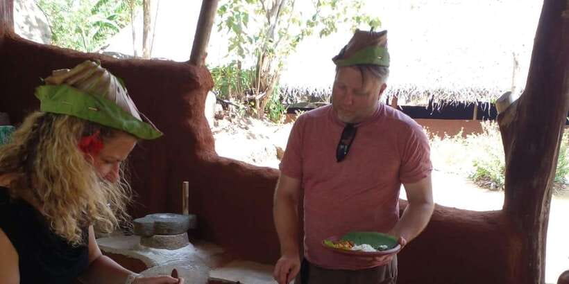 Dambulla: Caves Temple & Traditional Village Tour with Lunch - What the cave visit is really like