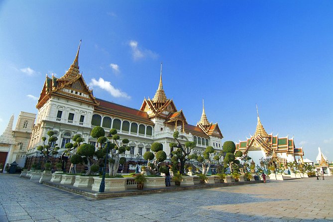 Damnern Saduak Floating Market, Grand Palace, Wat Phra Keo & Wat Pho - Wat Phra Kaew and the Emerald Buddha