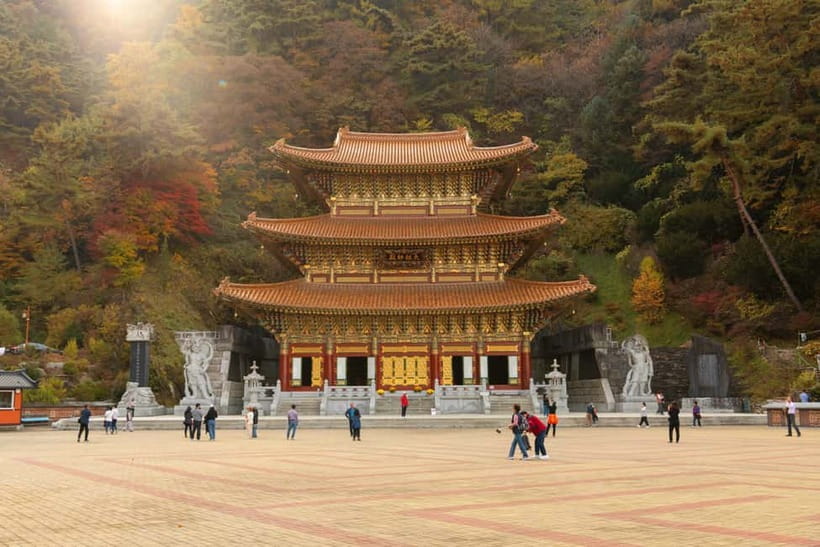 Danyang Tour:Guinsa Temple & Bobaljae & Cheongpung Cable Car - Guides, group size, and the feel of the day