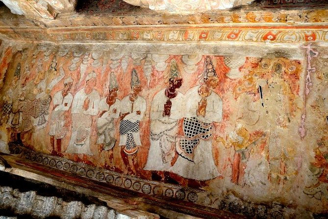 Day trip from Bangalore to Lepakshi for Temple architecture & paintings - Why Lepakshi deserves a day from Bangalore