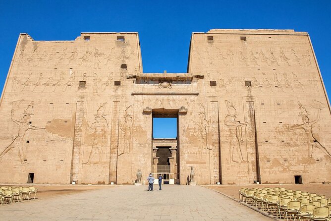 Day trip Kom Ombo and Edfu Temples from Aswan to Luxor - Kom Ombo and its unusual double plan
